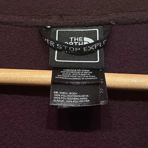 The North Face Women’s M Fleece Jacket | Plum Full Zip Outdoor Layer NWOT - Picture 2 of 10